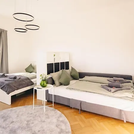 Gemuetliches In Mit Parkplatz Appartement Graz