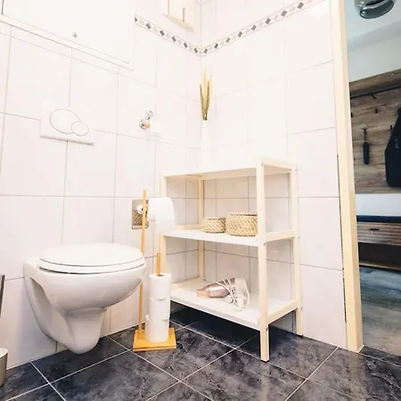 Appartement Gemuetliches In Mit Parkplatz