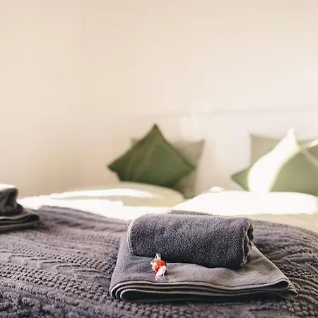 Appartement Gemuetliches In Mit Parkplatz Graz