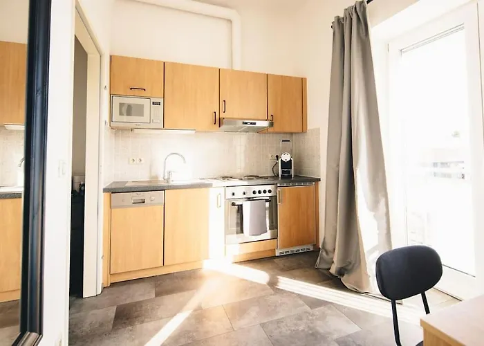 Gemuetliches In Mit Parkplatz * Graz