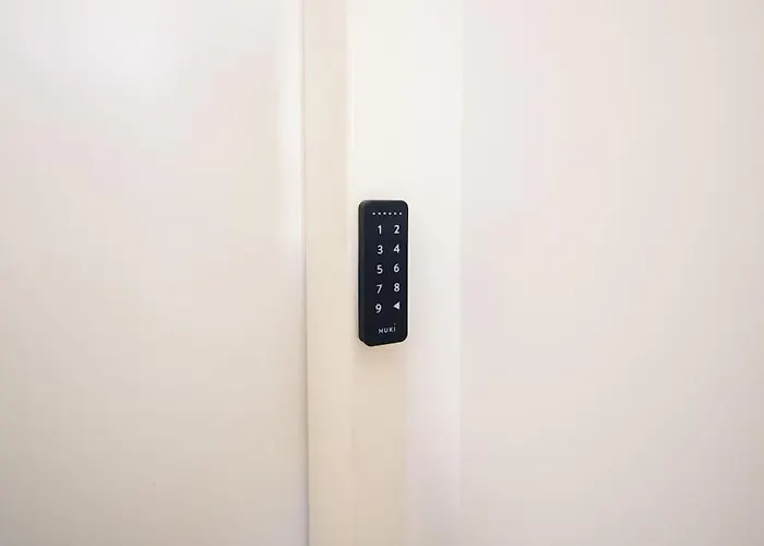 Gemuetliches In Mit Parkplatz غراتس